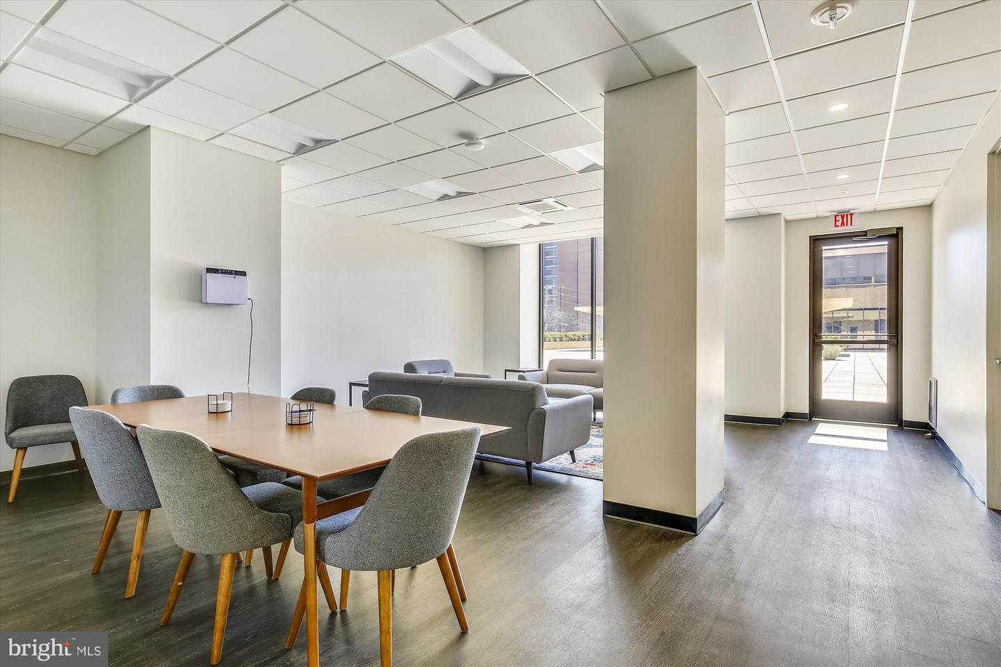 400 MADISON ST #1704, ALEXANDRIA, Virginia 22314, 2 Bedrooms Bedrooms, ,2 BathroomsBathrooms,Residential,For sale,400 MADISON ST #1704,VAAX2043720 MLS # VAAX2043720