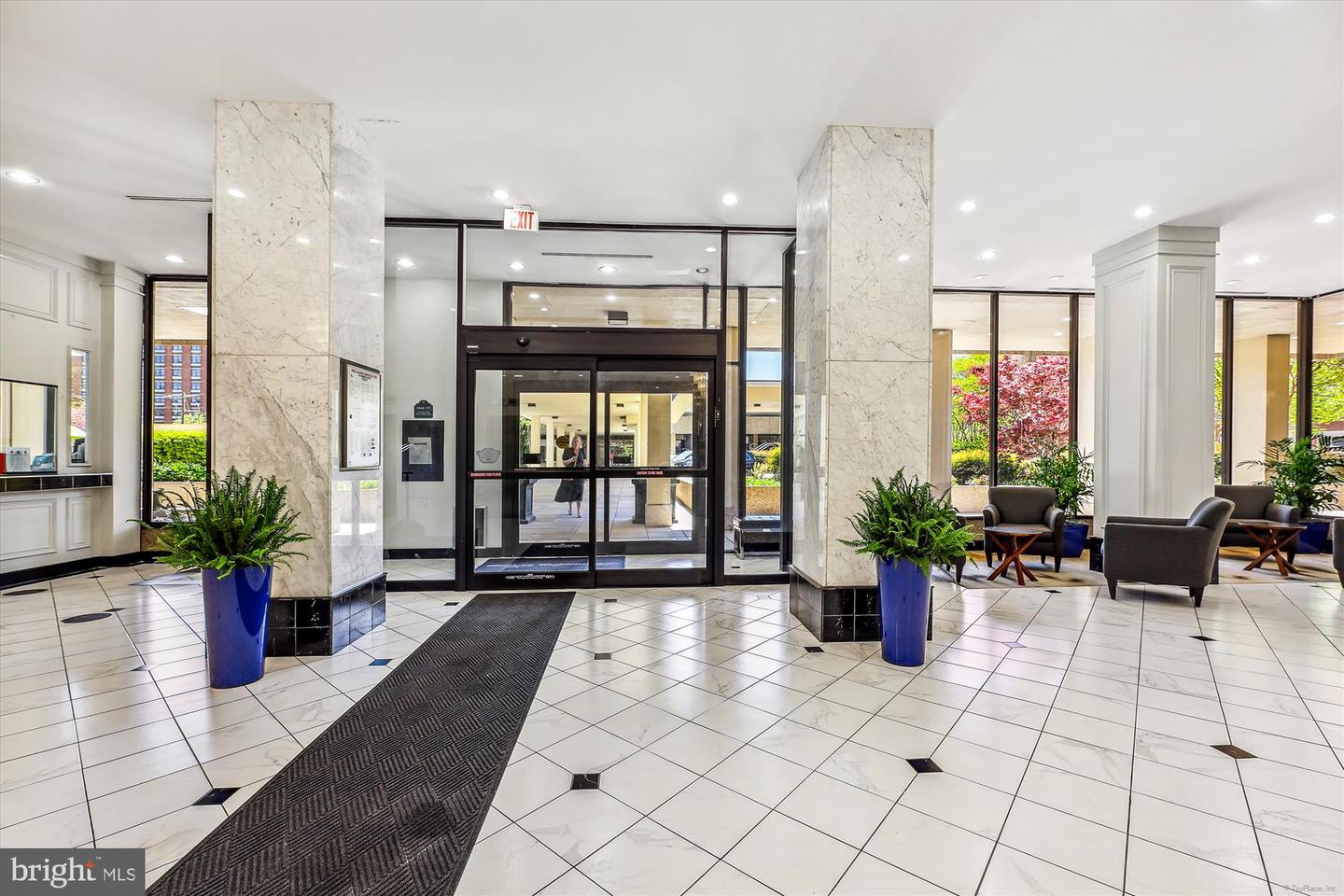 400 MADISON ST #1704, ALEXANDRIA, Virginia 22314, 2 Bedrooms Bedrooms, ,2 BathroomsBathrooms,Residential,For sale,400 MADISON ST #1704,VAAX2043720 MLS # VAAX2043720