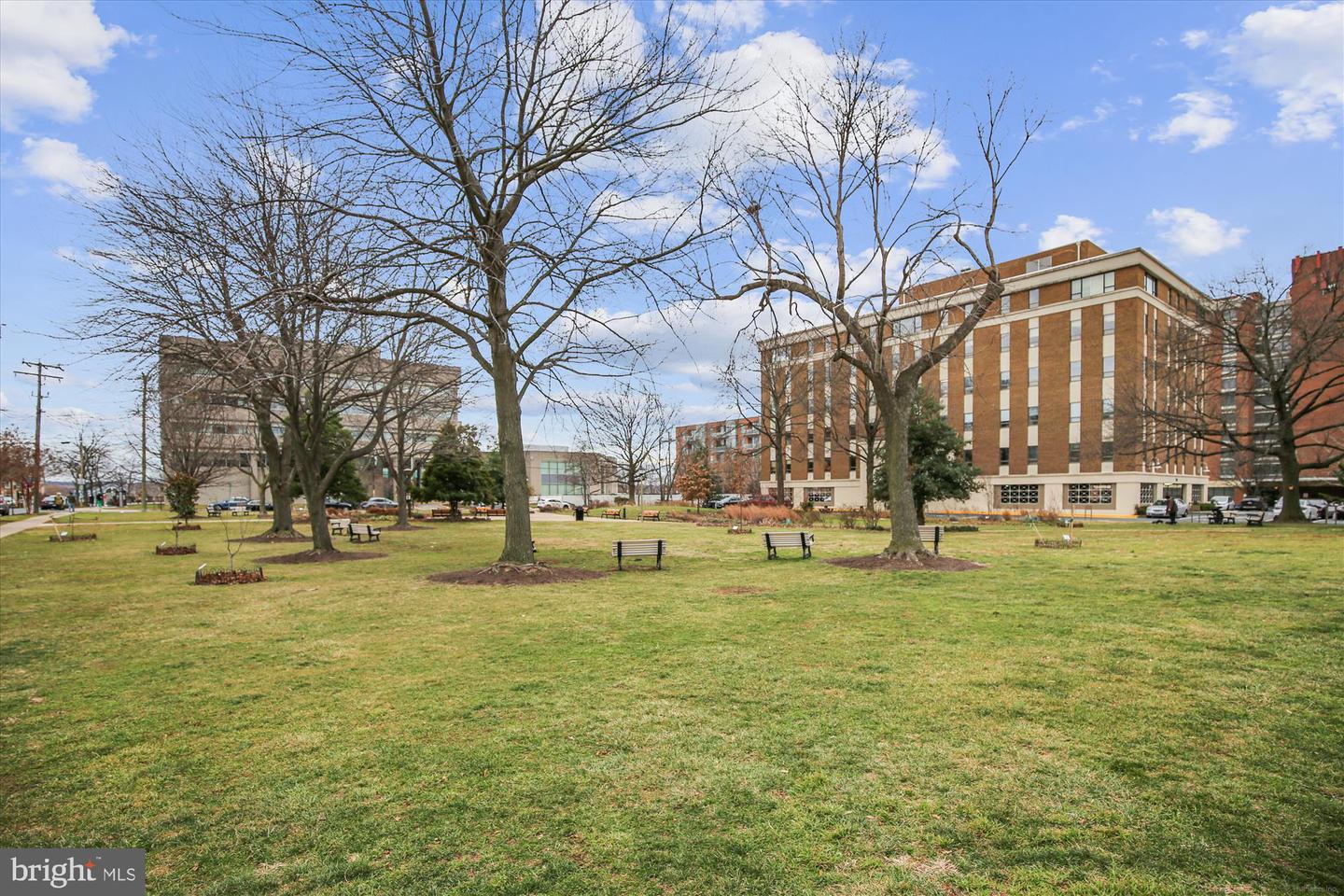 400 MADISON ST #1704, ALEXANDRIA, Virginia 22314, 2 Bedrooms Bedrooms, ,2 BathroomsBathrooms,Residential,For sale,400 MADISON ST #1704,VAAX2043720 MLS # VAAX2043720