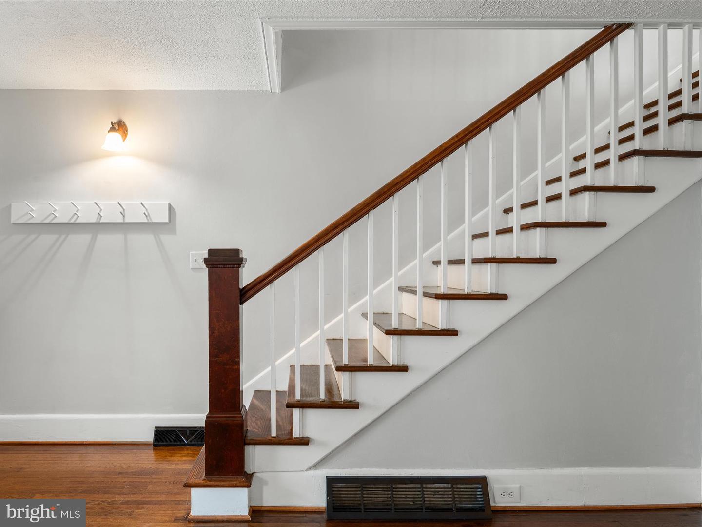 107 E MONMOUTH ST, WINCHESTER, Virginia 22601, 3 Bedrooms Bedrooms, ,1 BathroomBathrooms,Residential,For sale,107 E MONMOUTH ST,VAWI2007482 MLS # VAWI2007482