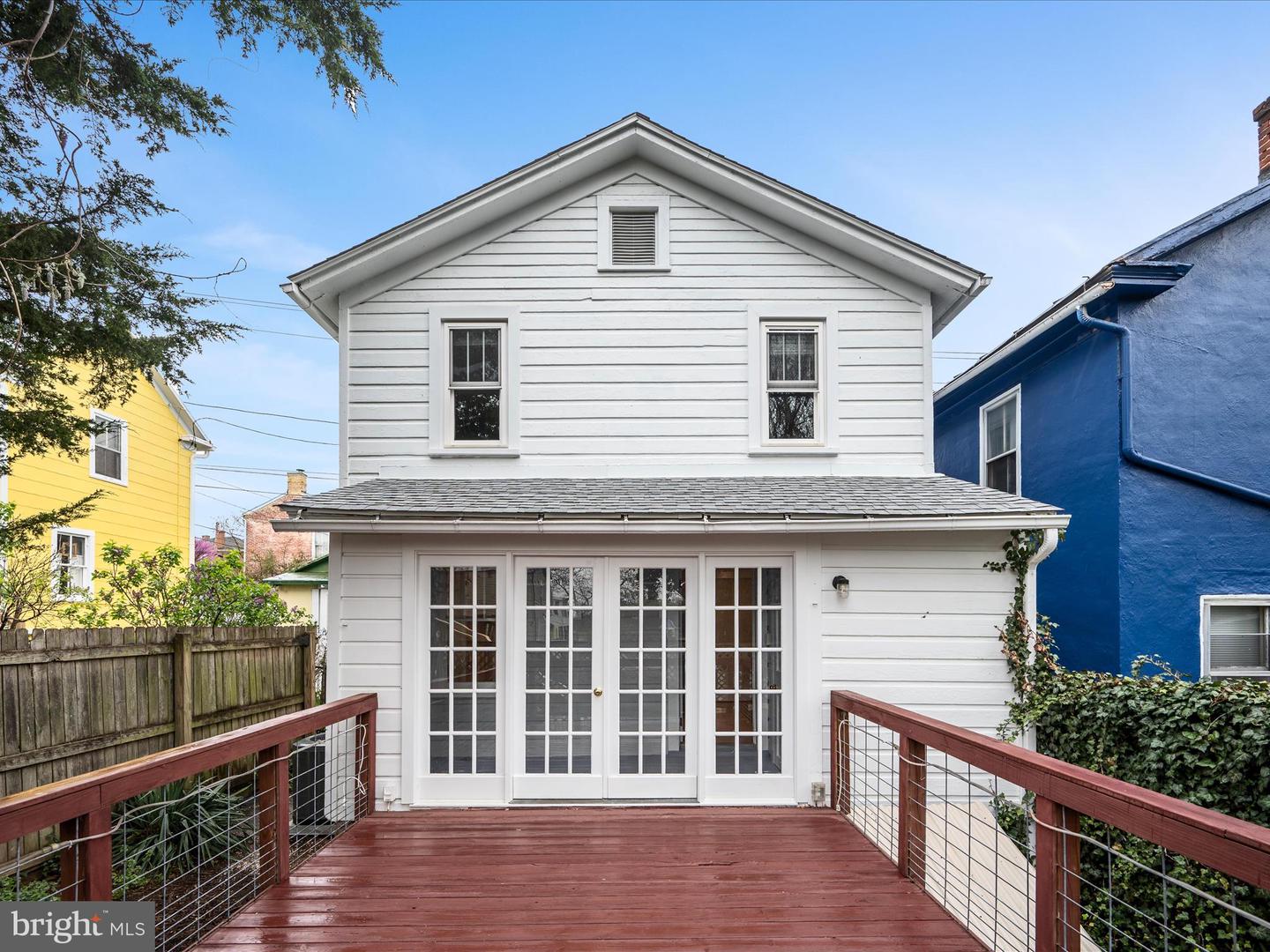 107 E MONMOUTH ST, WINCHESTER, Virginia 22601, 3 Bedrooms Bedrooms, ,1 BathroomBathrooms,Residential,For sale,107 E MONMOUTH ST,VAWI2007482 MLS # VAWI2007482