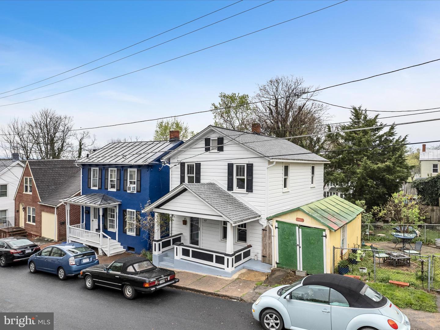 107 E MONMOUTH ST, WINCHESTER, Virginia 22601, 3 Bedrooms Bedrooms, ,1 BathroomBathrooms,Residential,For sale,107 E MONMOUTH ST,VAWI2007482 MLS # VAWI2007482