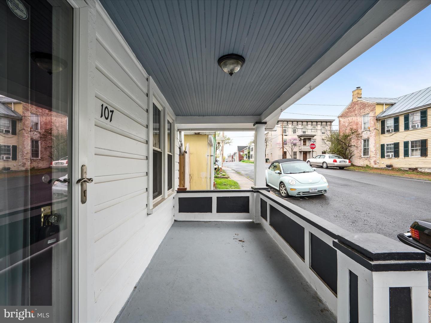 107 E MONMOUTH ST, WINCHESTER, Virginia 22601, 3 Bedrooms Bedrooms, ,1 BathroomBathrooms,Residential,For sale,107 E MONMOUTH ST,VAWI2007482 MLS # VAWI2007482