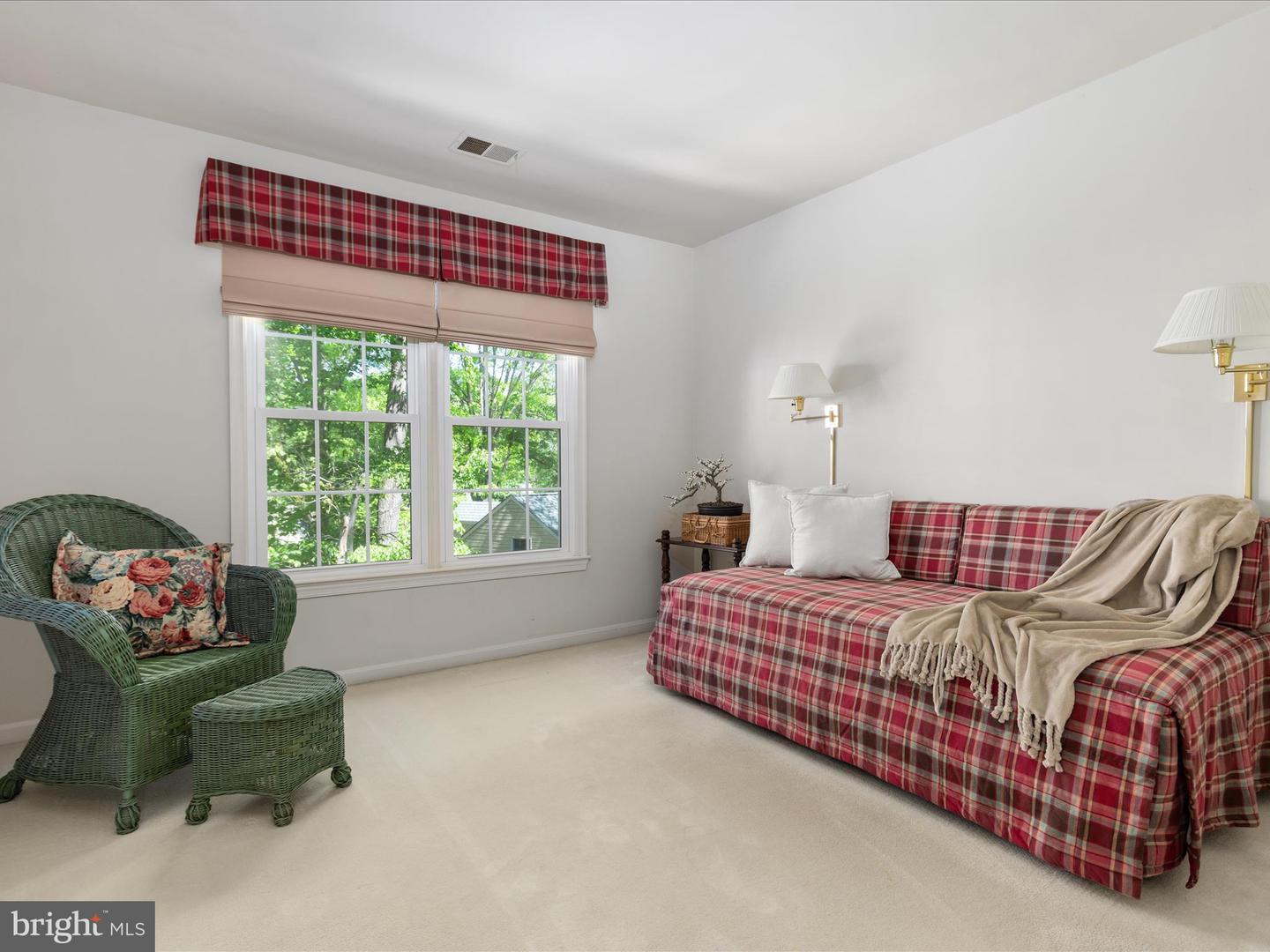 8105 HADDINGTON CT, FAIRFAX STATION, Virginia 22039, 4 Bedrooms Bedrooms, ,3 BathroomsBathrooms,Residential,For sale,8105 HADDINGTON CT,VAFX2235152 MLS # VAFX2235152