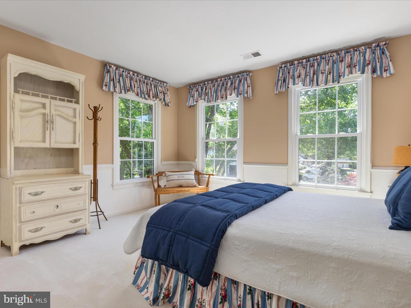 8105 HADDINGTON CT, FAIRFAX STATION, Virginia 22039, 4 Bedrooms Bedrooms, ,3 BathroomsBathrooms,Residential,For sale,8105 HADDINGTON CT,VAFX2235152 MLS # VAFX2235152