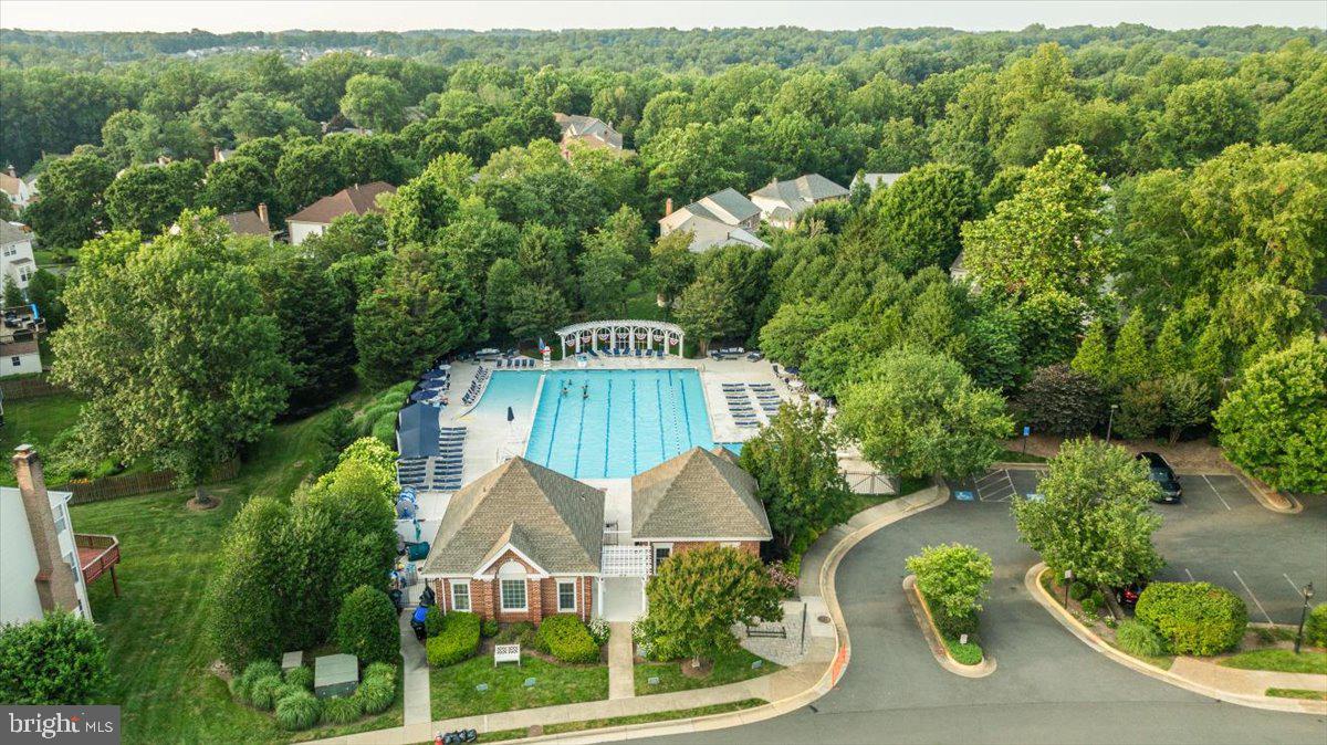 8105 HADDINGTON CT, FAIRFAX STATION, Virginia 22039, 4 Bedrooms Bedrooms, ,3 BathroomsBathrooms,Residential,For sale,8105 HADDINGTON CT,VAFX2235152 MLS # VAFX2235152