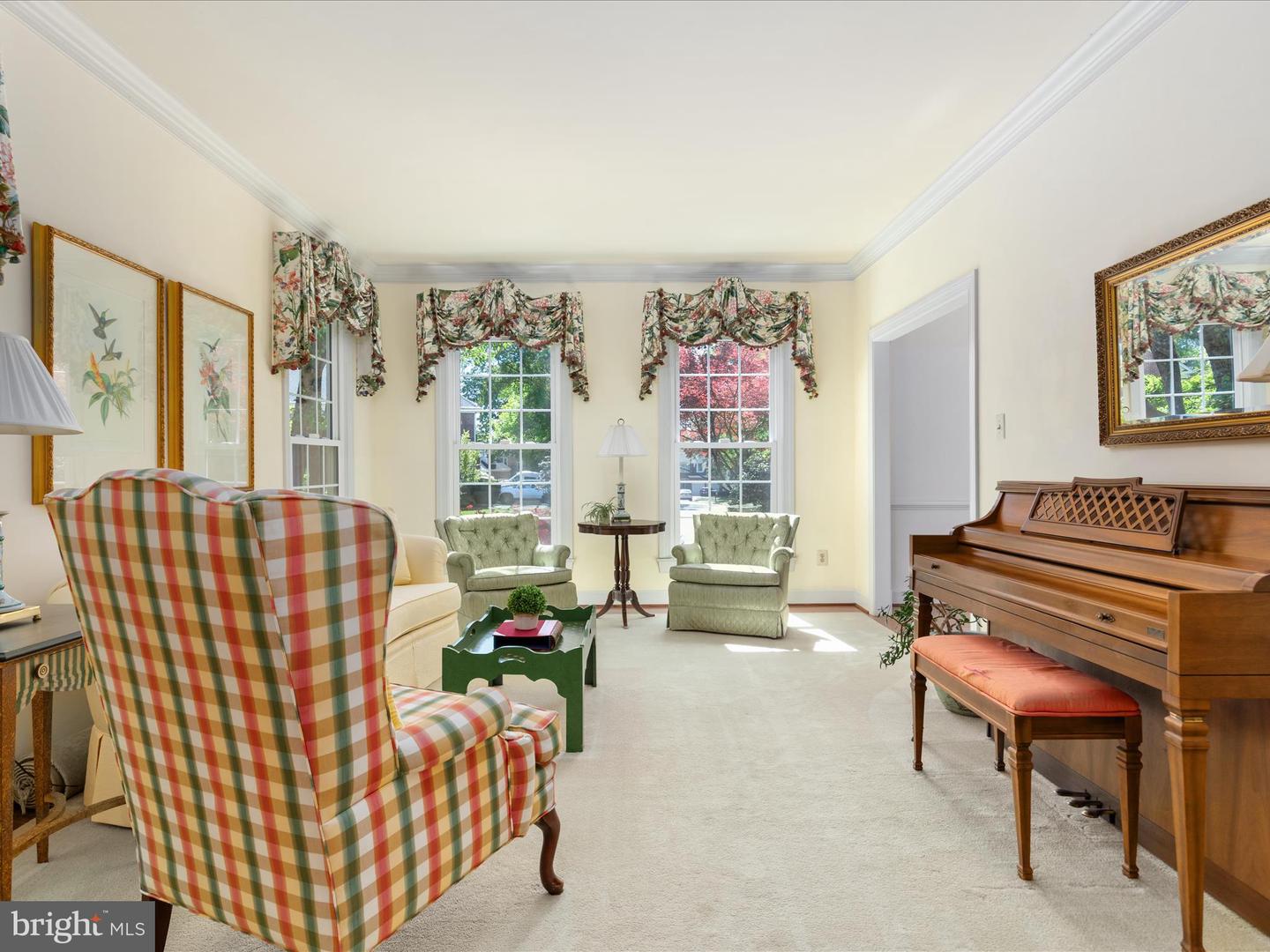8105 HADDINGTON CT, FAIRFAX STATION, Virginia 22039, 4 Bedrooms Bedrooms, ,3 BathroomsBathrooms,Residential,For sale,8105 HADDINGTON CT,VAFX2235152 MLS # VAFX2235152