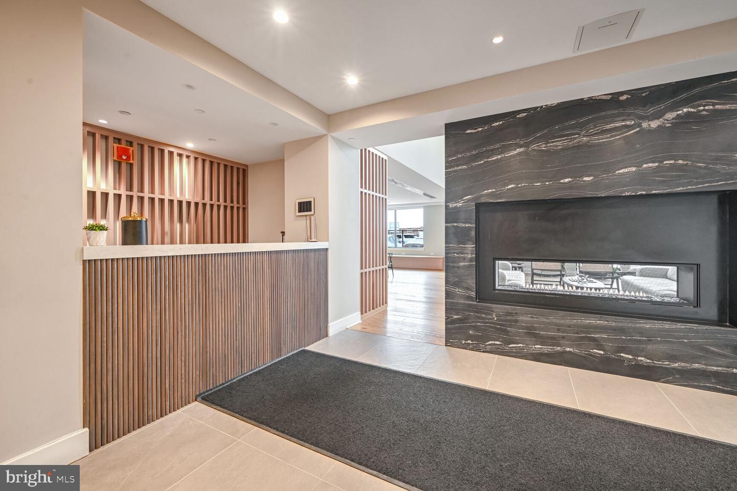 37 L ST SE #401, WASHINGTON, District Of Columbia 20003, 2 Bedrooms Bedrooms, ,2 BathroomsBathrooms,Residential,For sale,37 L ST SE #401,DCDC2196832 MLS # DCDC2196832