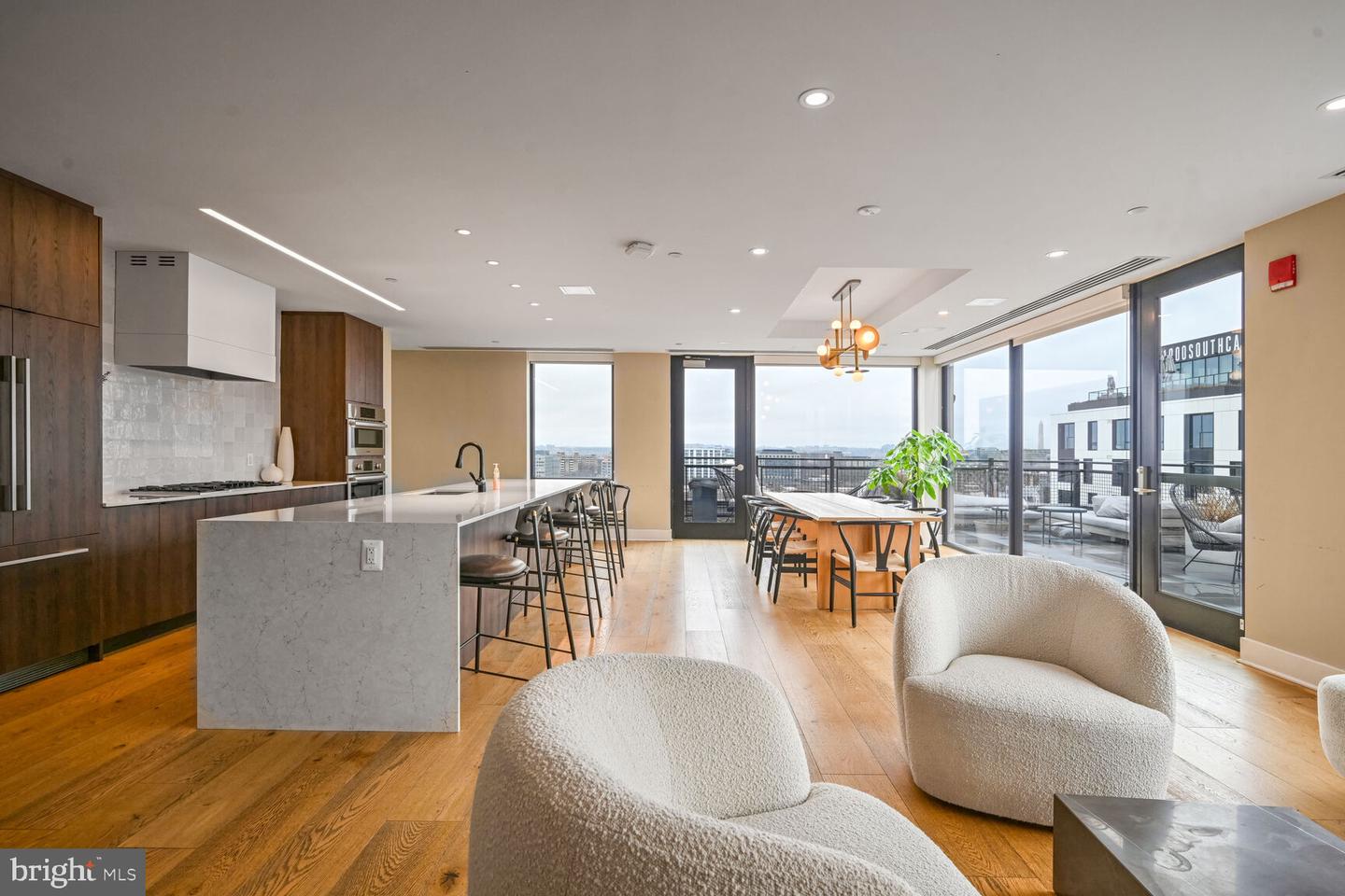37 L ST SE #401, WASHINGTON, District Of Columbia 20003, 2 Bedrooms Bedrooms, ,2 BathroomsBathrooms,Residential,For sale,37 L ST SE #401,DCDC2196832 MLS # DCDC2196832