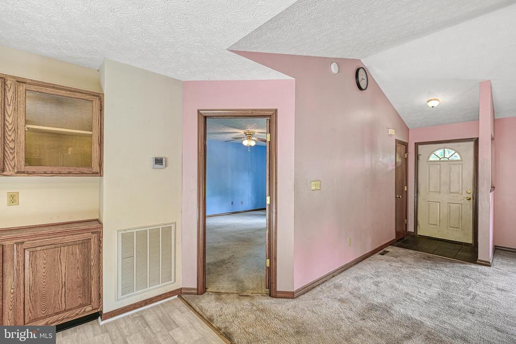 3716 MARTIN KINGS RD, CHARLOTTESVILLE, Virginia 22902, 4 Bedrooms Bedrooms, ,3 BathroomsBathrooms,Residential,3716 MARTIN KINGS RD,VAAB2001044 MLS # VAAB2001044