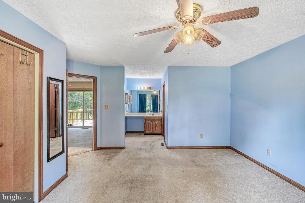 3716 MARTIN KINGS RD, CHARLOTTESVILLE, Virginia 22902, 4 Bedrooms Bedrooms, ,3 BathroomsBathrooms,Residential,3716 MARTIN KINGS RD,VAAB2001044 MLS # VAAB2001044