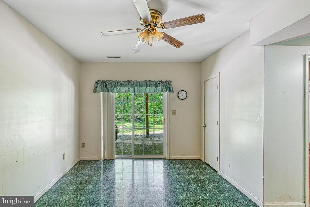 3716 MARTIN KINGS RD, CHARLOTTESVILLE, Virginia 22902, 4 Bedrooms Bedrooms, ,3 BathroomsBathrooms,Residential,3716 MARTIN KINGS RD,VAAB2001044 MLS # VAAB2001044