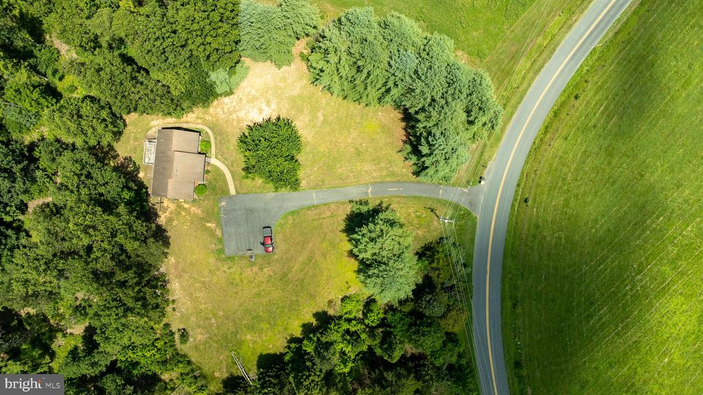 3716 MARTIN KINGS RD, CHARLOTTESVILLE, Virginia 22902, 4 Bedrooms Bedrooms, ,3 BathroomsBathrooms,Residential,3716 MARTIN KINGS RD,VAAB2001044 MLS # VAAB2001044