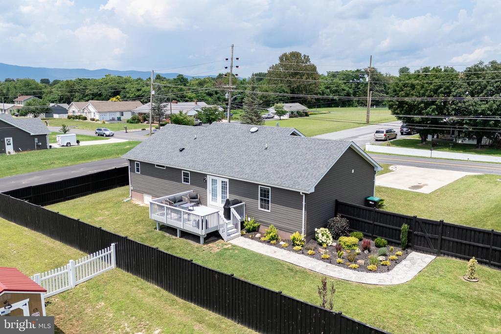 250 FAIRVIEW RD, LURAY, Virginia 22835, 3 Bedrooms Bedrooms, ,2 BathroomsBathrooms,Residential,250 FAIRVIEW RD,VAPA2005114 MLS # VAPA2005114
