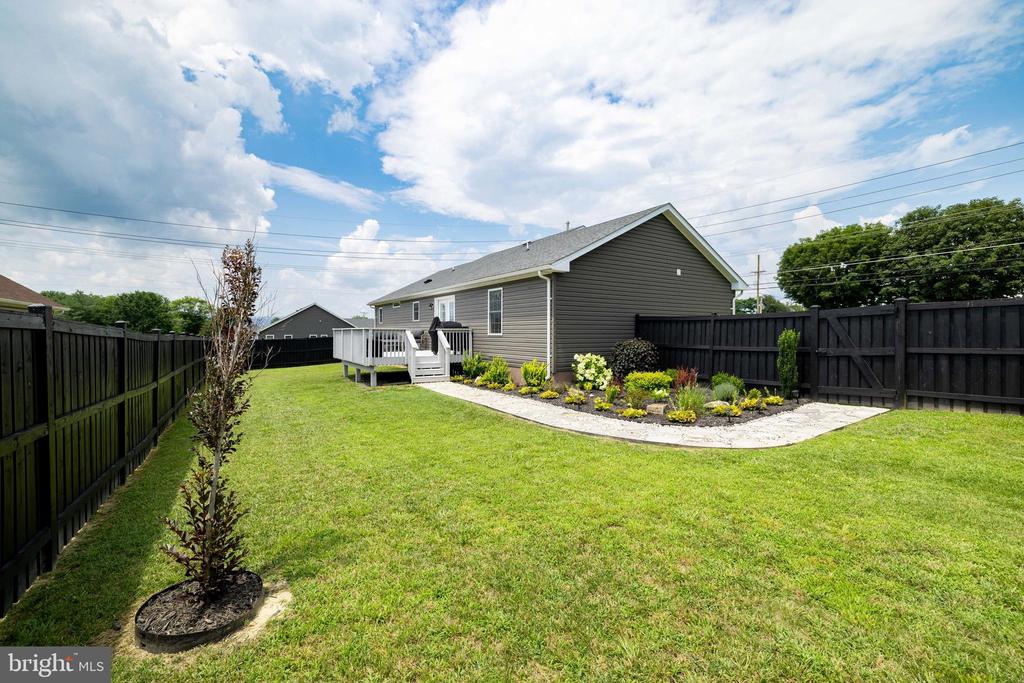 250 FAIRVIEW RD, LURAY, Virginia 22835, 3 Bedrooms Bedrooms, ,2 BathroomsBathrooms,Residential,250 FAIRVIEW RD,VAPA2005114 MLS # VAPA2005114