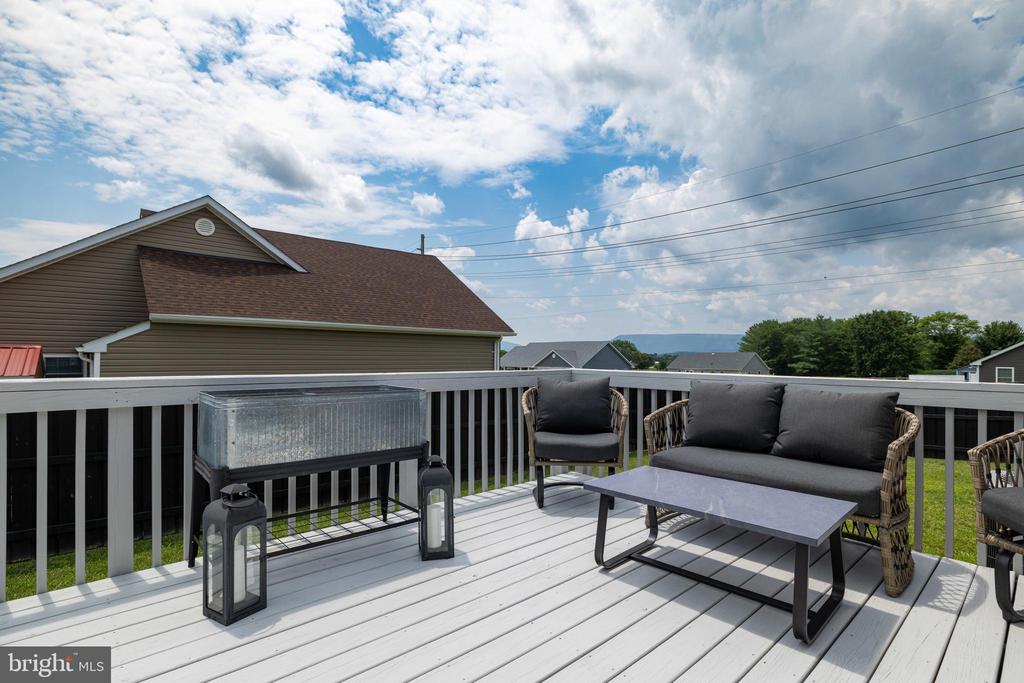 250 FAIRVIEW RD, LURAY, Virginia 22835, 3 Bedrooms Bedrooms, ,2 BathroomsBathrooms,Residential,250 FAIRVIEW RD,VAPA2005114 MLS # VAPA2005114