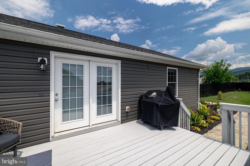 250 FAIRVIEW RD, LURAY, Virginia 22835, 3 Bedrooms Bedrooms, ,2 BathroomsBathrooms,Residential,250 FAIRVIEW RD,VAPA2005114 MLS # VAPA2005114