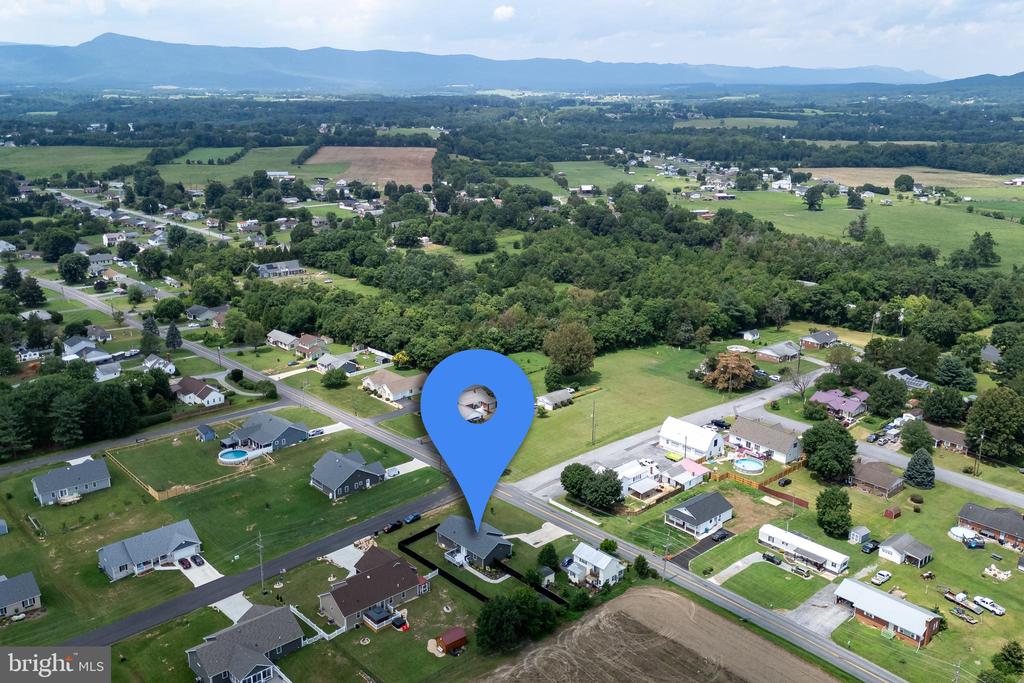 250 FAIRVIEW RD, LURAY, Virginia 22835, 3 Bedrooms Bedrooms, ,2 BathroomsBathrooms,Residential,250 FAIRVIEW RD,VAPA2005114 MLS # VAPA2005114