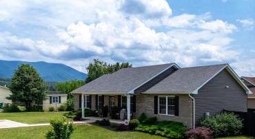 250 FAIRVIEW RD, LURAY, Virginia 22835, 3 Bedrooms Bedrooms, ,2 BathroomsBathrooms,Residential,250 FAIRVIEW RD,VAPA2005114 MLS # VAPA2005114
