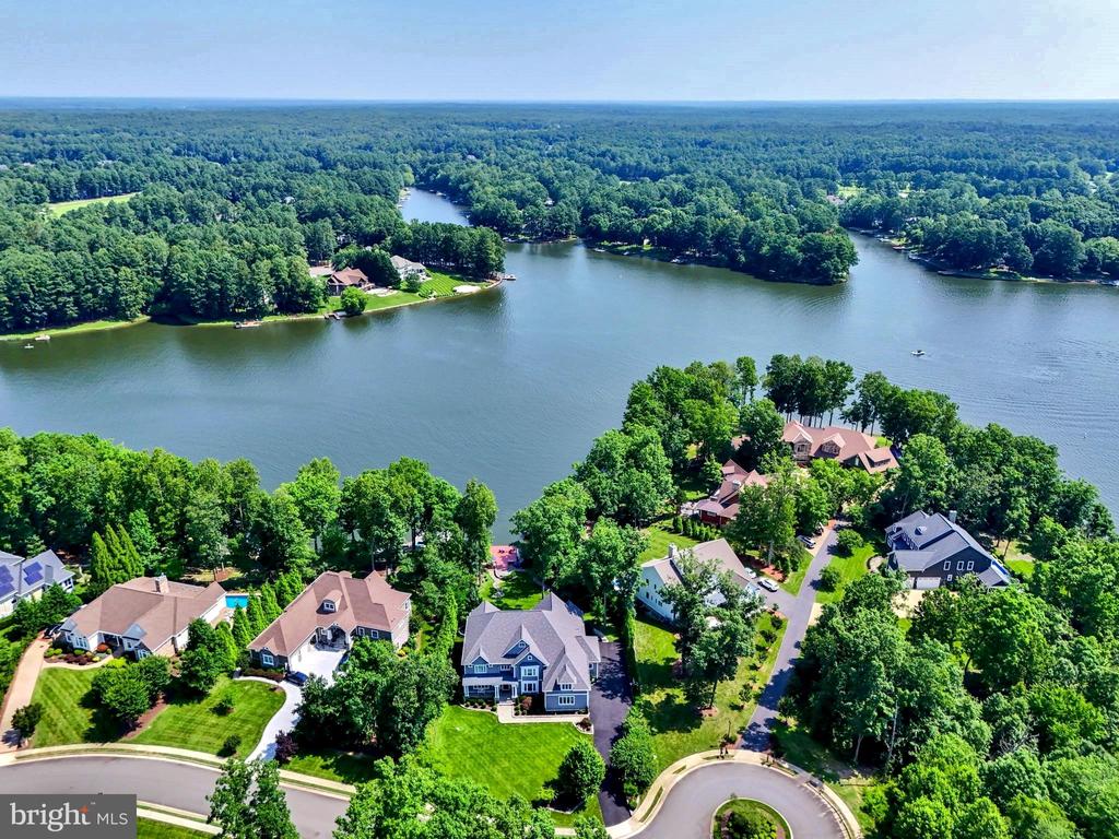 11109 VANDERBILT CV, SPOTSYLVANIA, Virginia 22551, 5 Bedrooms Bedrooms, ,6 BathroomsBathrooms,Residential,11109 VANDERBILT CV,VASP2034506 MLS # VASP2034506
