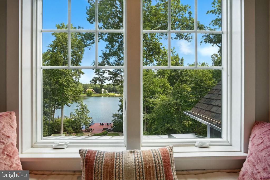 11109 VANDERBILT CV, SPOTSYLVANIA, Virginia 22551, 5 Bedrooms Bedrooms, ,6 BathroomsBathrooms,Residential,11109 VANDERBILT CV,VASP2034506 MLS # VASP2034506