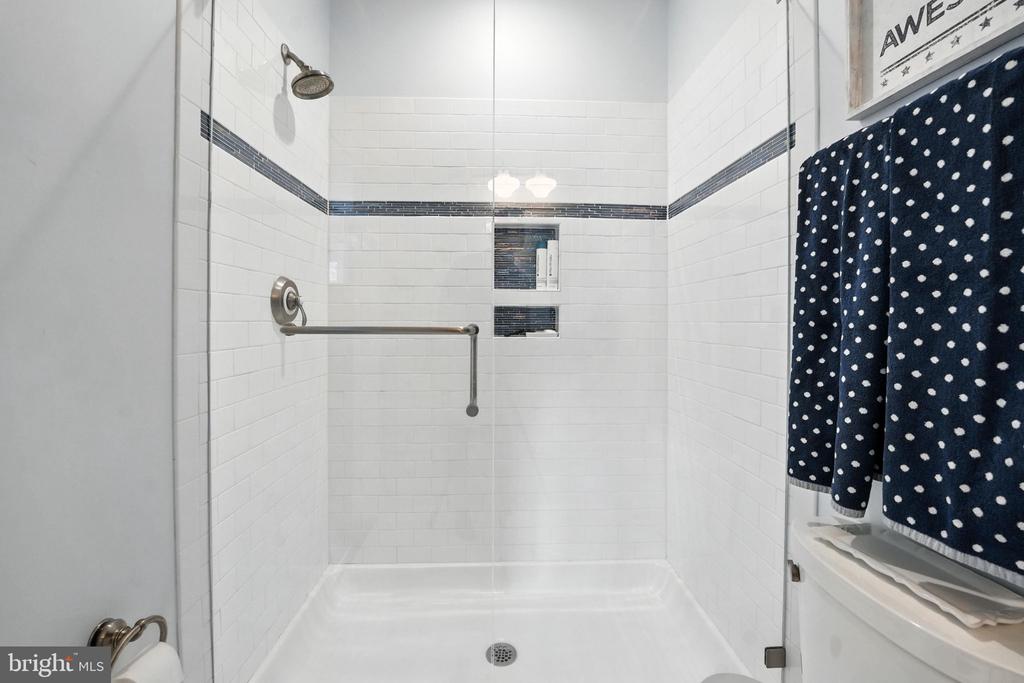 11109 VANDERBILT CV, SPOTSYLVANIA, Virginia 22551, 5 Bedrooms Bedrooms, ,6 BathroomsBathrooms,Residential,11109 VANDERBILT CV,VASP2034506 MLS # VASP2034506
