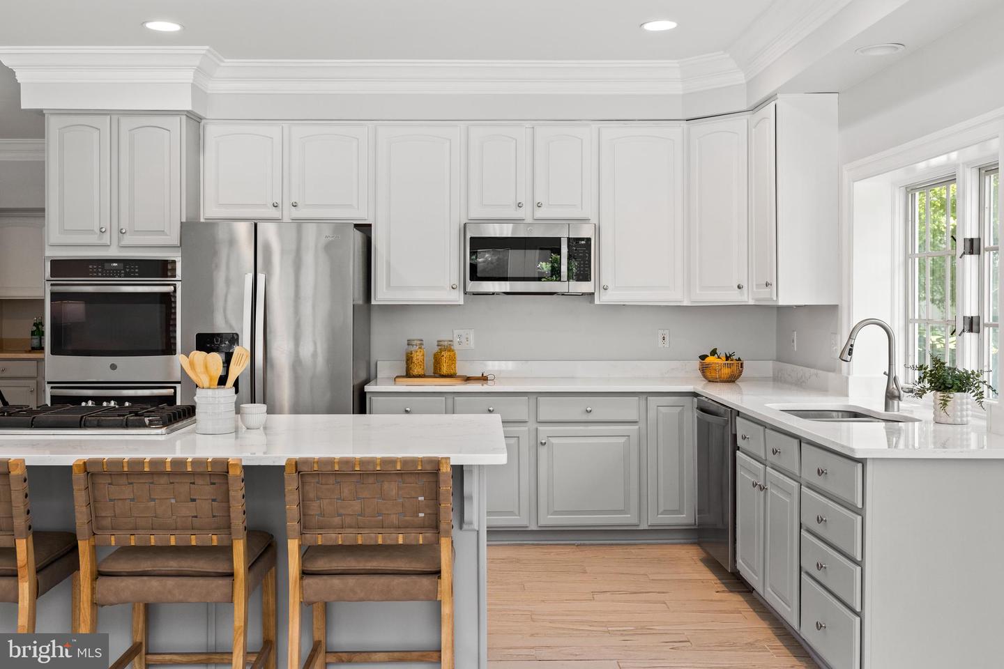 1418 WOODHURST BLVD, MCLEAN, Virginia 22102, 6 Bedrooms Bedrooms, ,5 BathroomsBathrooms,Residential,For sale,1418 WOODHURST BLVD,VAFX2236692 MLS # VAFX2236692