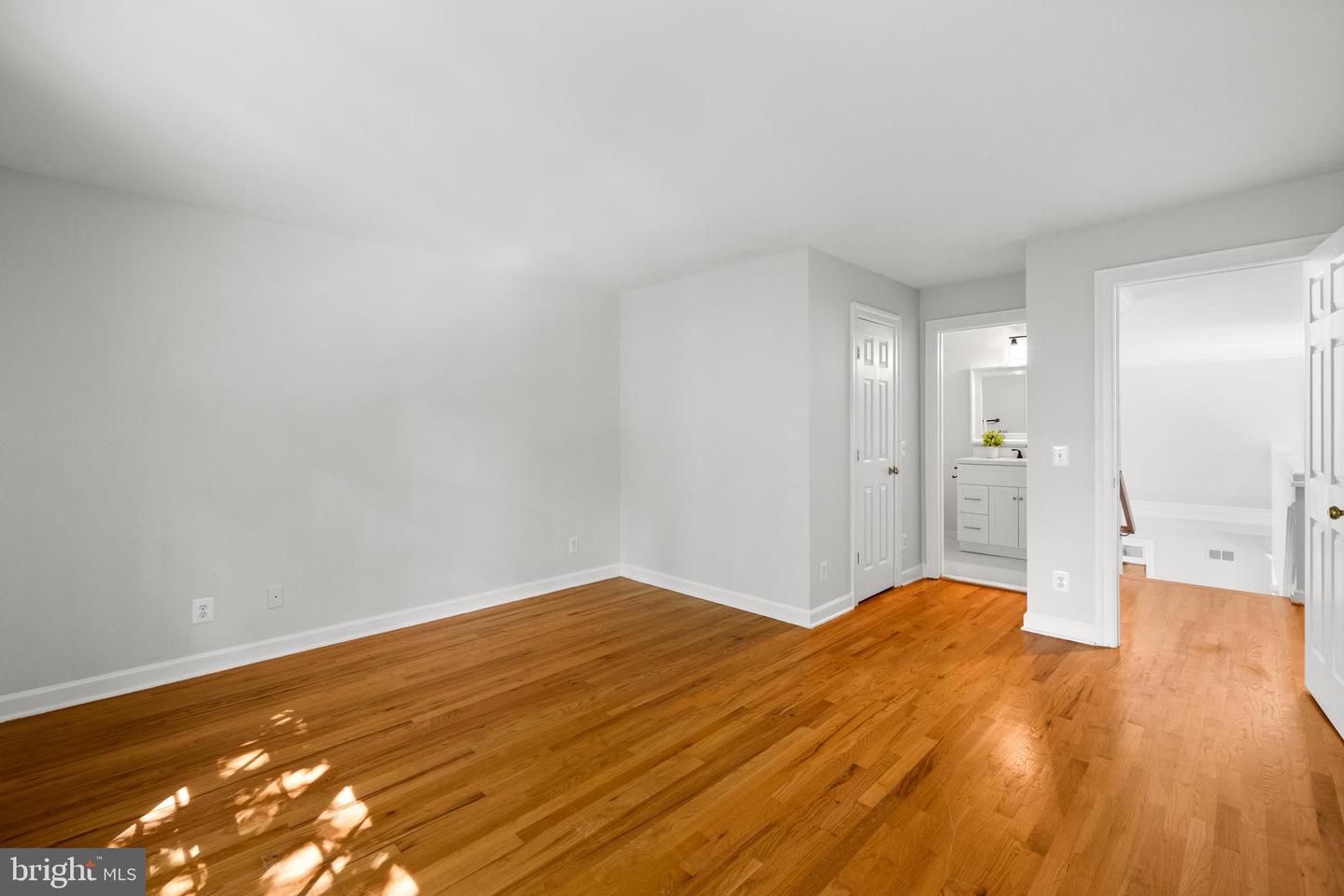 1418 WOODHURST BLVD, MCLEAN, Virginia 22102, 6 Bedrooms Bedrooms, ,5 BathroomsBathrooms,Residential,For sale,1418 WOODHURST BLVD,VAFX2236692 MLS # VAFX2236692