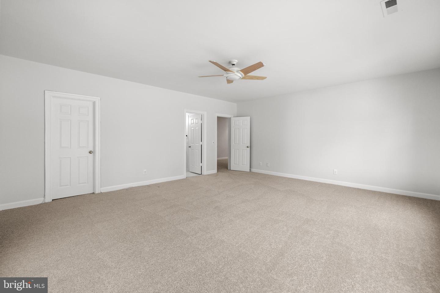 1418 WOODHURST BLVD, MCLEAN, Virginia 22102, 6 Bedrooms Bedrooms, ,5 BathroomsBathrooms,Residential,For sale,1418 WOODHURST BLVD,VAFX2236692 MLS # VAFX2236692