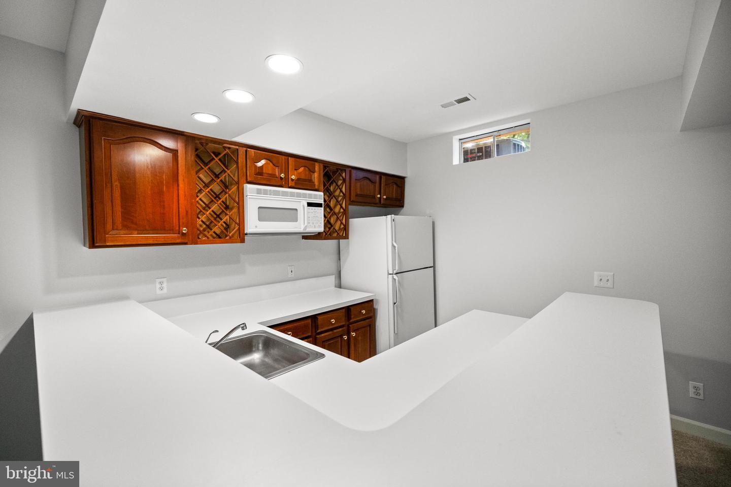 1418 WOODHURST BLVD, MCLEAN, Virginia 22102, 6 Bedrooms Bedrooms, ,5 BathroomsBathrooms,Residential,For sale,1418 WOODHURST BLVD,VAFX2236692 MLS # VAFX2236692
