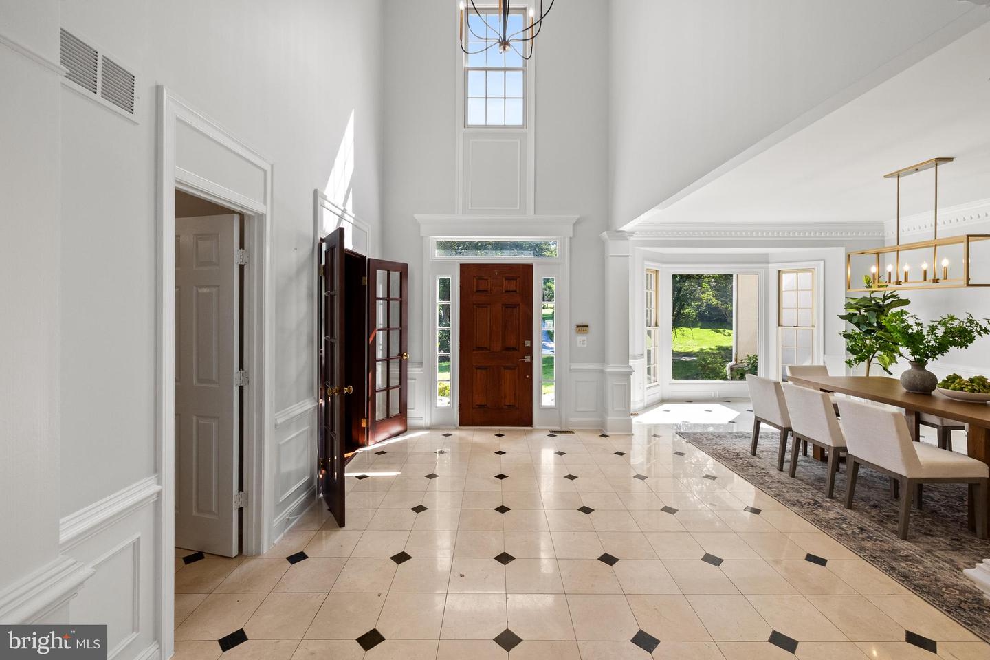 1418 WOODHURST BLVD, MCLEAN, Virginia 22102, 6 Bedrooms Bedrooms, ,5 BathroomsBathrooms,Residential,For sale,1418 WOODHURST BLVD,VAFX2236692 MLS # VAFX2236692