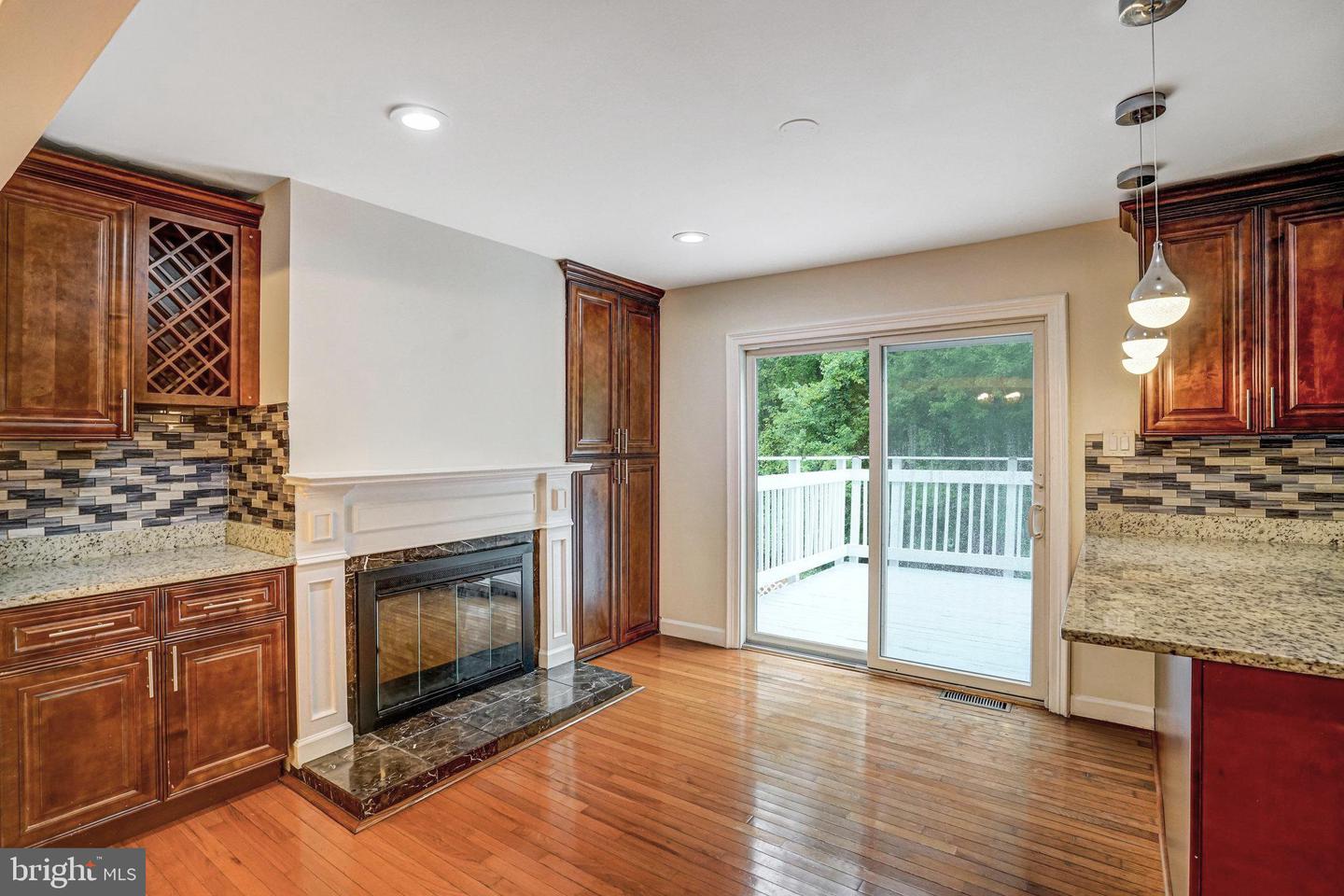 6035 LIBERTY BELL CT, BURKE, Virginia 22015, 3 Bedrooms Bedrooms, ,3 BathroomsBathrooms,Residential,For sale,6035 LIBERTY BELL CT,VAFX2239158 MLS # VAFX2239158