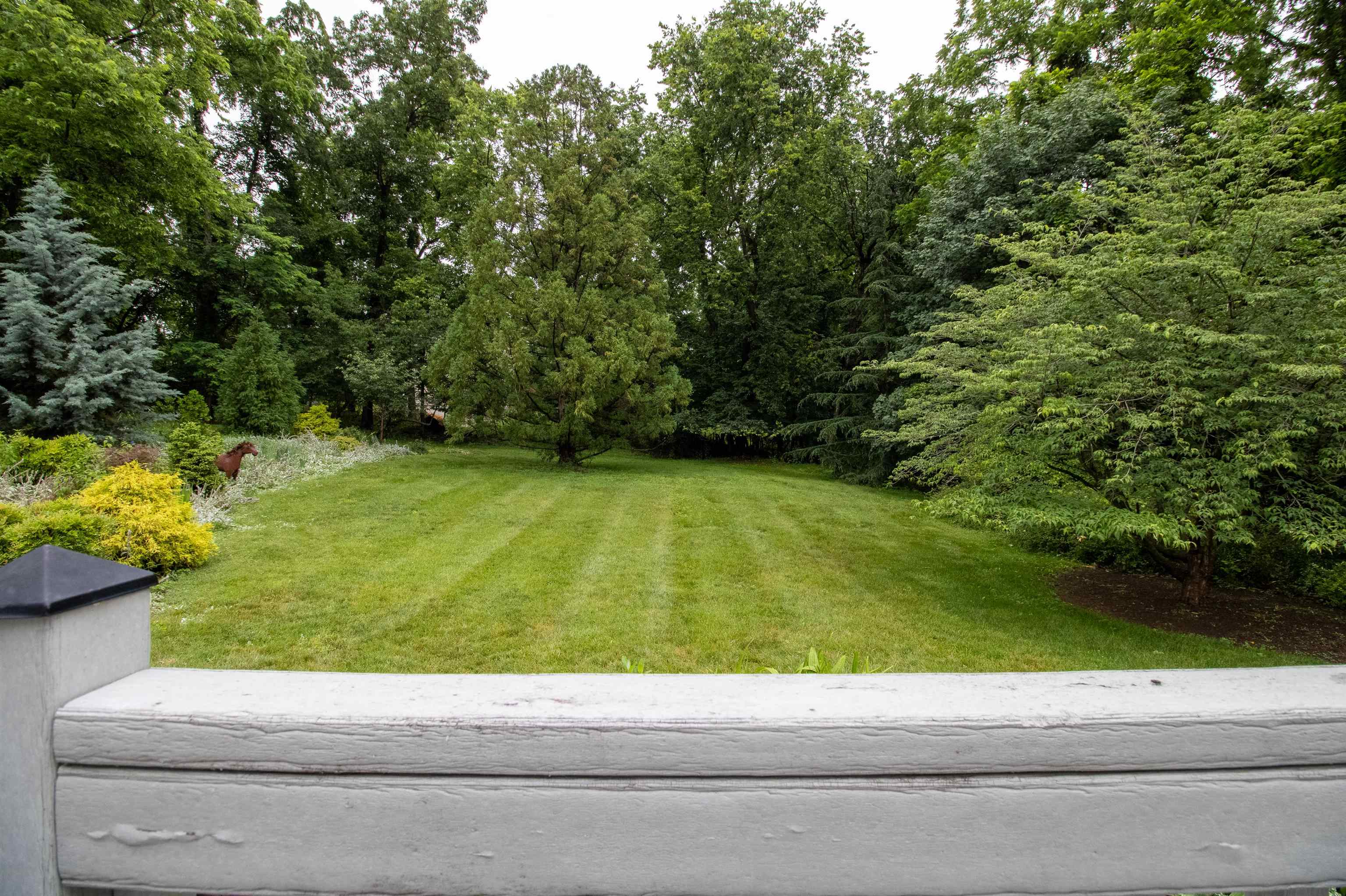 420 COLLEGE CIR, STAUNTON, Virginia 24401, 4 Bedrooms Bedrooms, ,3 BathroomsBathrooms,Residential,420 COLLEGE CIR,665994 MLS # 665994