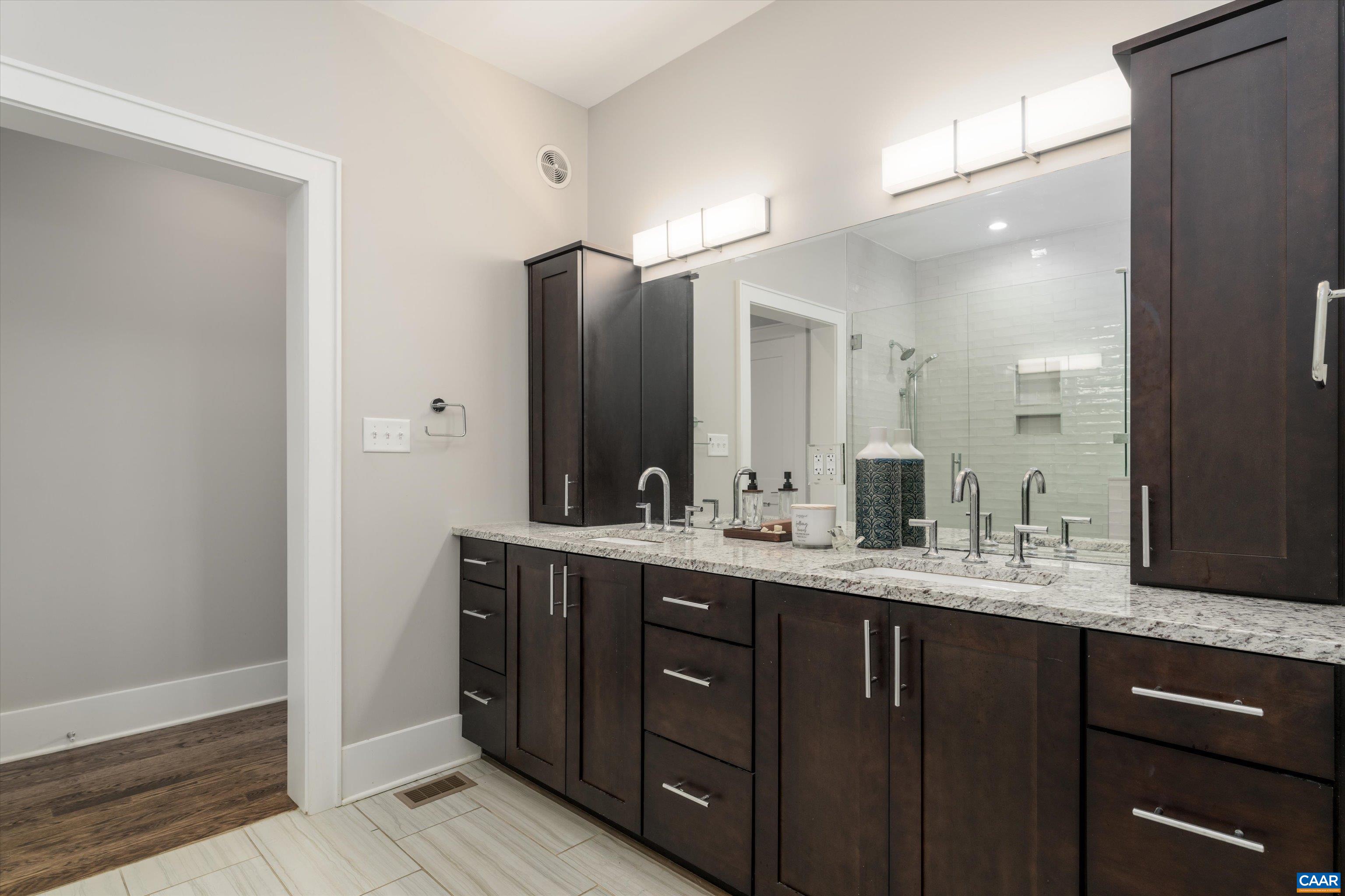 1075 E WATER ST, CHARLOTTESVILLE, Virginia 22902, 3 Bedrooms Bedrooms, ,3 BathroomsBathrooms,Residential,1075 E WATER ST,666458 MLS # 666458