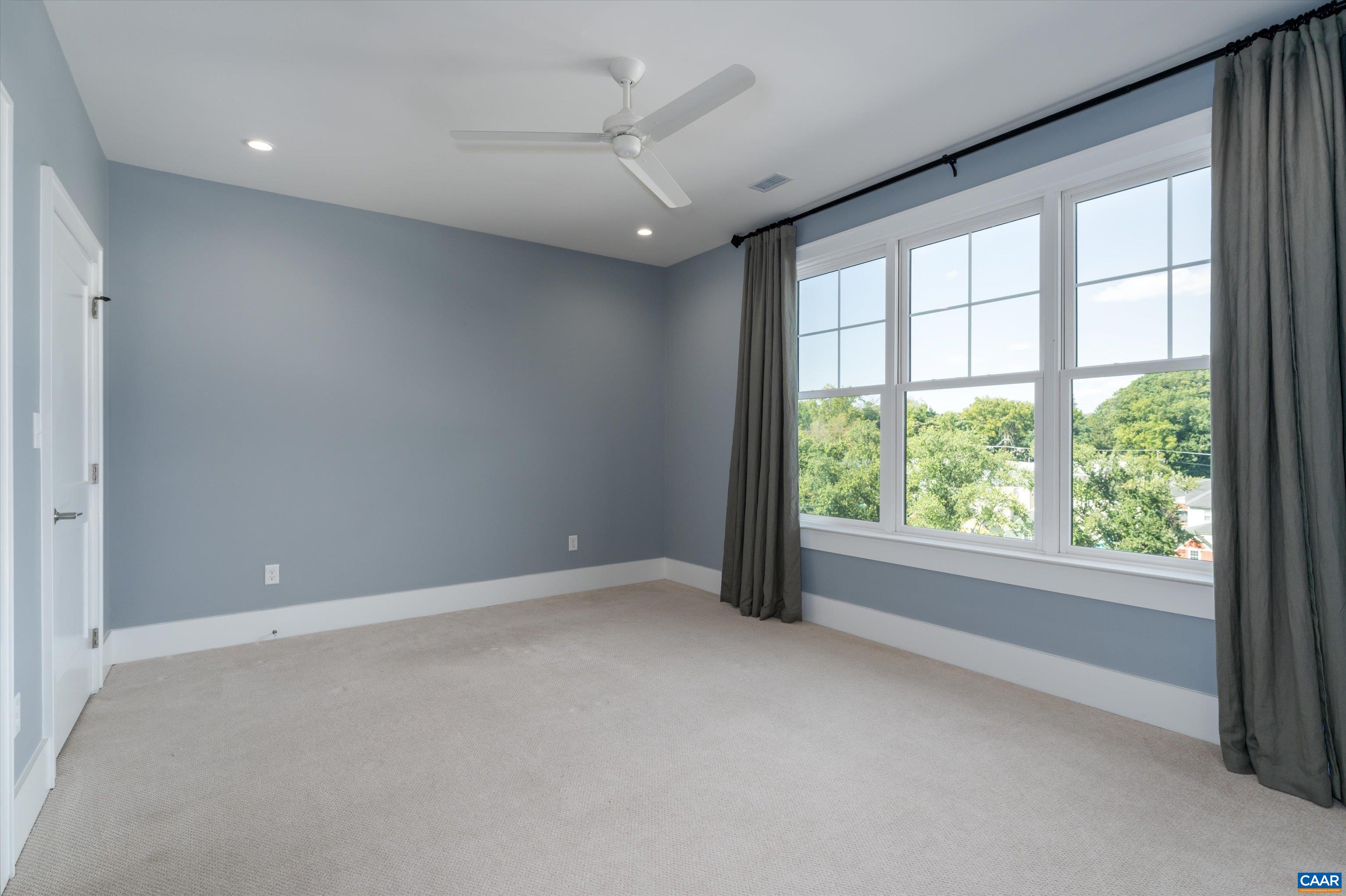 1075 E WATER ST, CHARLOTTESVILLE, Virginia 22902, 3 Bedrooms Bedrooms, ,3 BathroomsBathrooms,Residential,1075 E WATER ST,666458 MLS # 666458