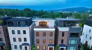 1075 E WATER ST, CHARLOTTESVILLE, Virginia 22902, 3 Bedrooms Bedrooms, ,3 BathroomsBathrooms,Residential,1075 E WATER ST,666458 MLS # 666458