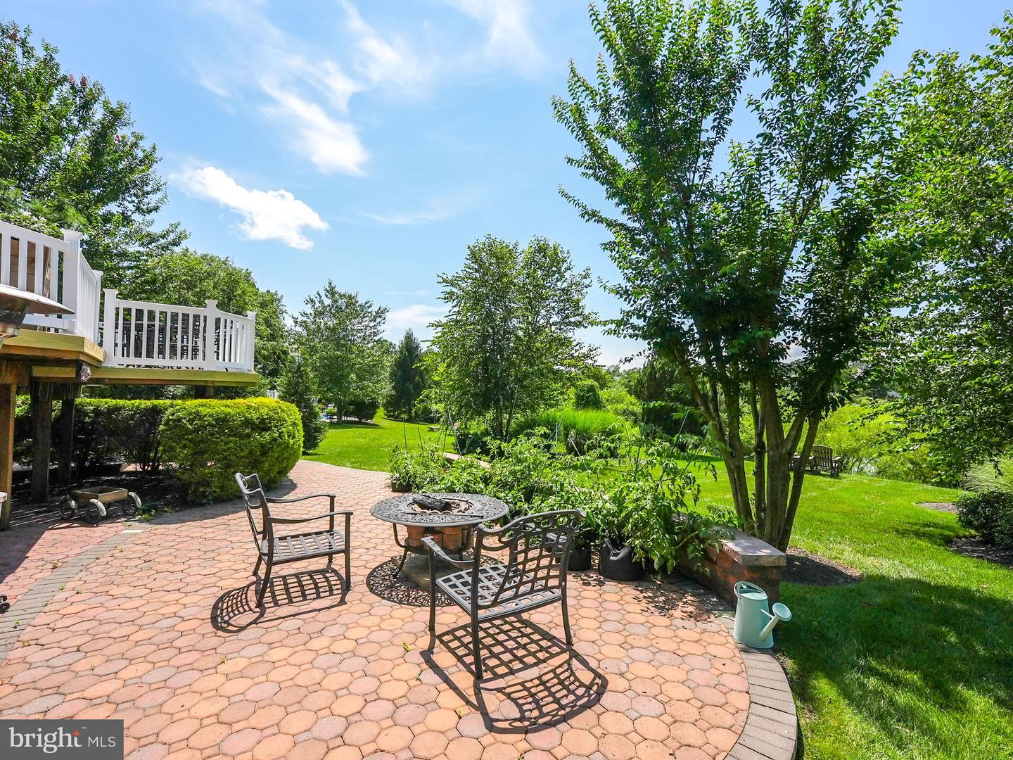 43152 VALIANT DR, CHANTILLY, Virginia 20152, 5 Bedrooms Bedrooms, ,4 BathroomsBathrooms,Residential,For sale,43152 VALIANT DR,VALO2096442 MLS # VALO2096442