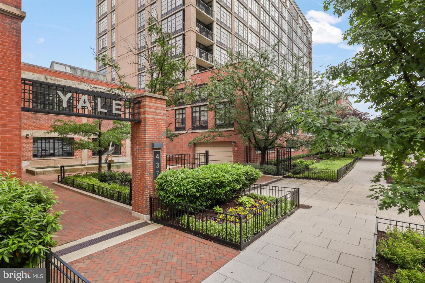 437 NEW YORK AVE NW #1003, WASHINGTON, District Of Columbia 20001, 1 Bedroom Bedrooms, ,1 BathroomBathrooms,Residential,For sale,437 NEW YORK AVE NW #1003,DCDC2201266 MLS # DCDC2201266