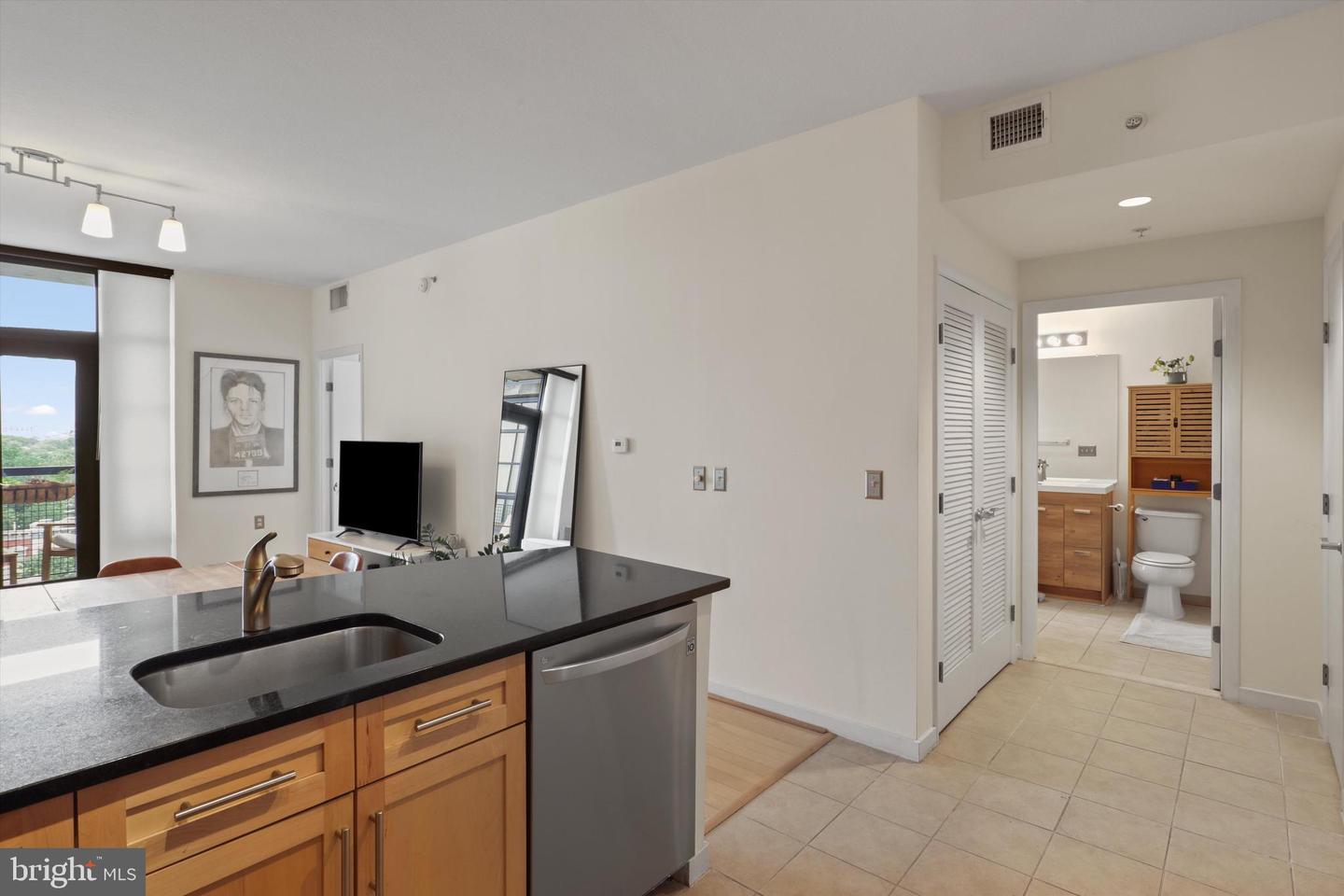 437 NEW YORK AVE NW #1003, WASHINGTON, District Of Columbia 20001, 1 Bedroom Bedrooms, ,1 BathroomBathrooms,Residential,For sale,437 NEW YORK AVE NW #1003,DCDC2201266 MLS # DCDC2201266