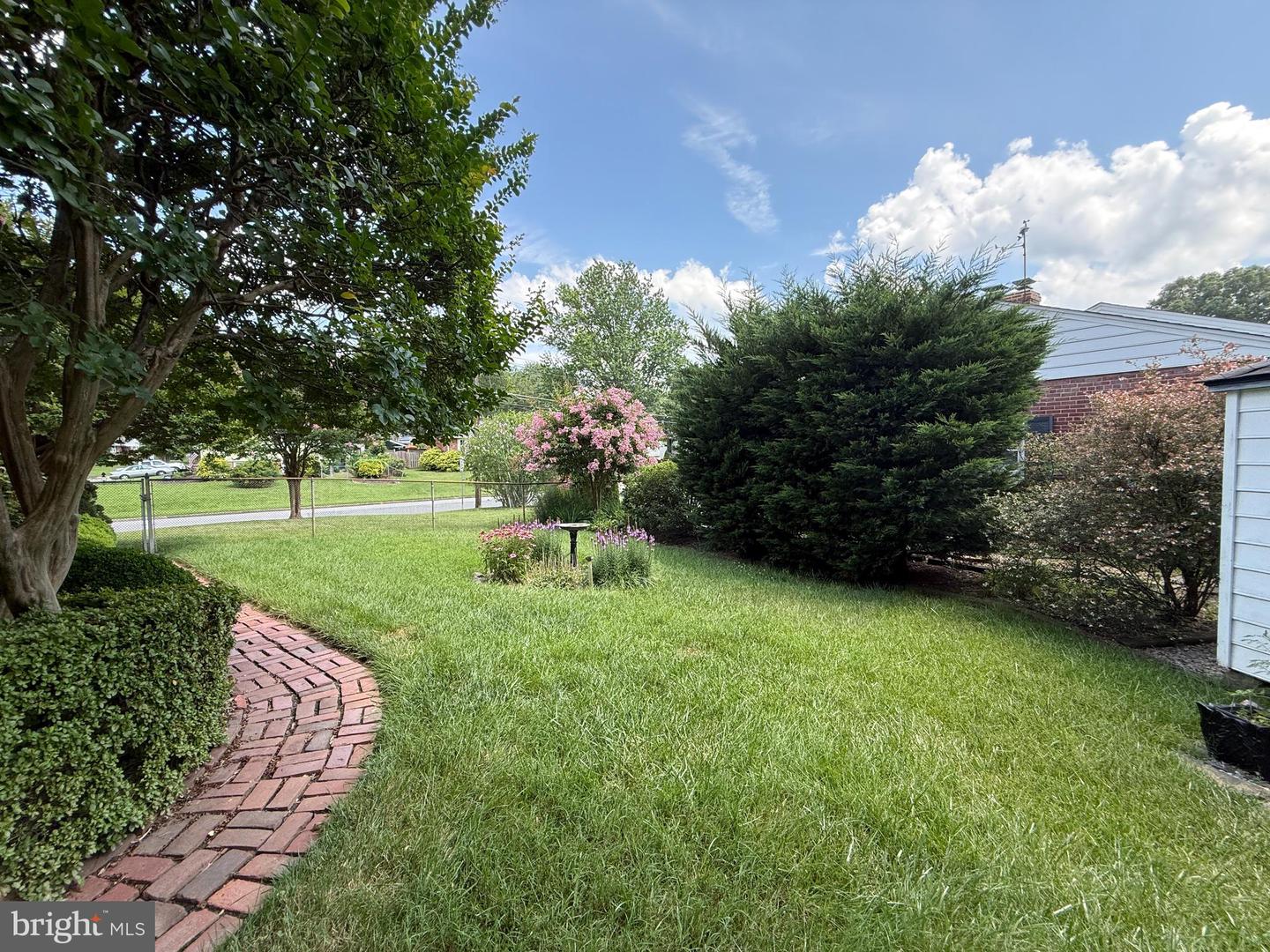 8310 ASHWOOD DR, ALEXANDRIA, Virginia 22308, 4 Bedrooms Bedrooms, ,2 BathroomsBathrooms,Residential,For sale,8310 ASHWOOD DR,VAFX2242618 MLS # VAFX2242618