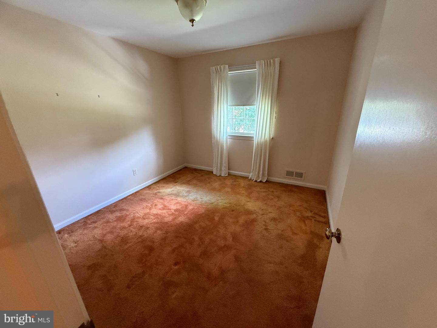 8310 ASHWOOD DR, ALEXANDRIA, Virginia 22308, 4 Bedrooms Bedrooms, ,2 BathroomsBathrooms,Residential,For sale,8310 ASHWOOD DR,VAFX2242618 MLS # VAFX2242618