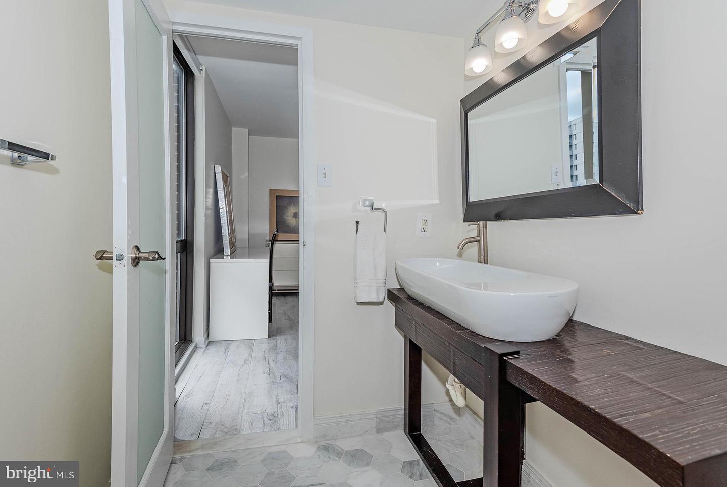 6800 FLEETWOOD RD #701, MCLEAN, Virginia 22101, 3 Bedrooms Bedrooms, ,2 BathroomsBathrooms,Residential,For sale,6800 FLEETWOOD RD #701,VAFX2242786 MLS # VAFX2242786