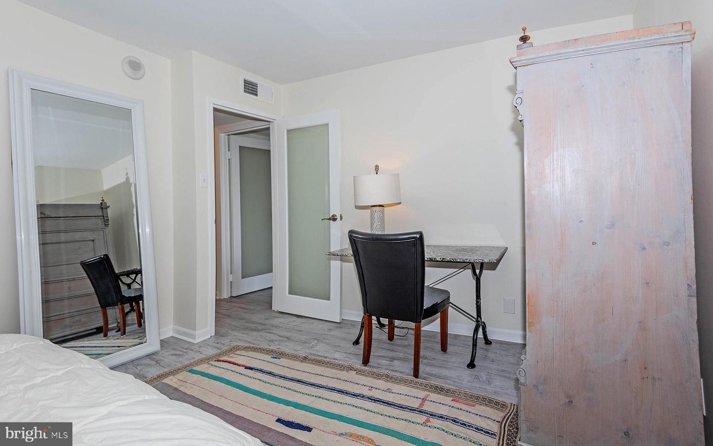 6800 FLEETWOOD RD #701, MCLEAN, Virginia 22101, 3 Bedrooms Bedrooms, ,2 BathroomsBathrooms,Residential,For sale,6800 FLEETWOOD RD #701,VAFX2242786 MLS # VAFX2242786