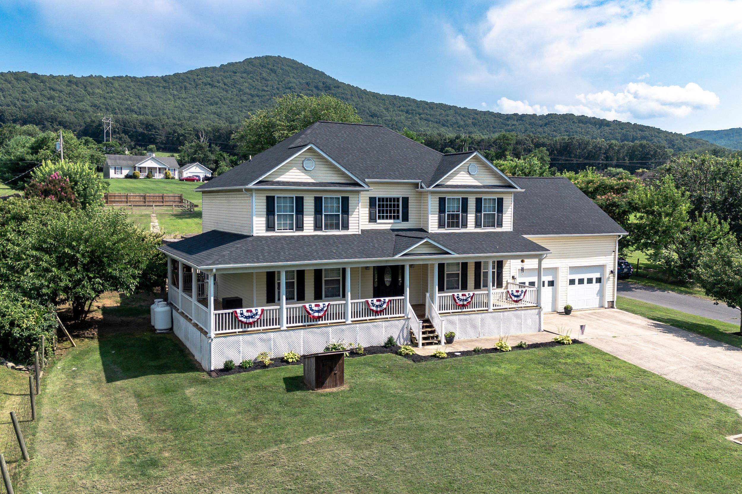 369 ELDON YATES DR, STANLEY, Virginia 22851, 4 Bedrooms Bedrooms, ,4 BathroomsBathrooms,Residential,369 ELDON YATES DR,666596 MLS # 666596