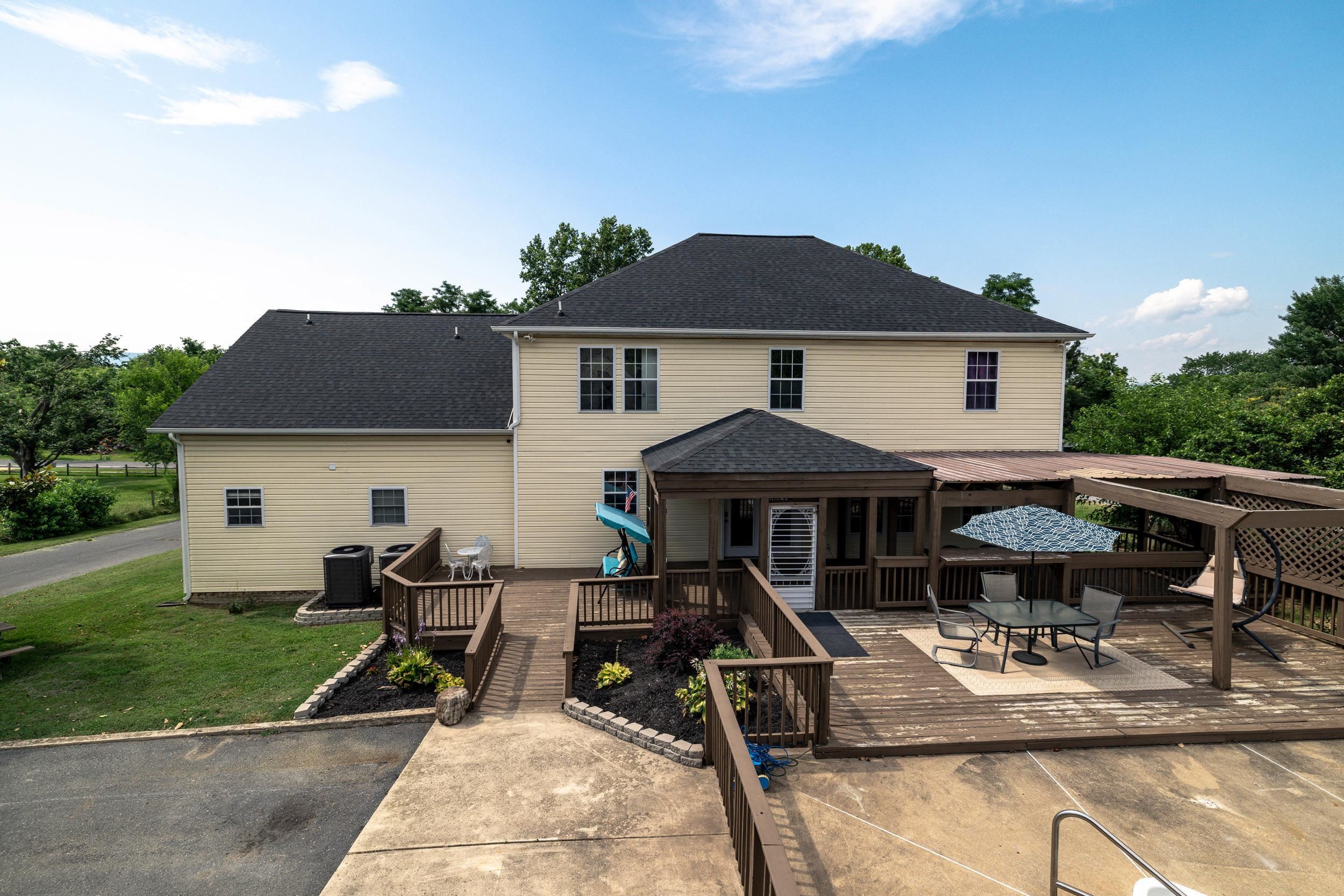 369 ELDON YATES DR, STANLEY, Virginia 22851, 4 Bedrooms Bedrooms, ,4 BathroomsBathrooms,Residential,369 ELDON YATES DR,666596 MLS # 666596
