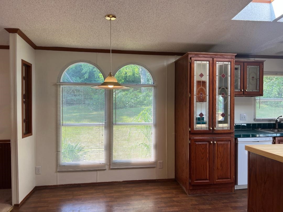 1040 ALBEMARLE AVE, WAYNESBORO, Virginia 22980, 4 Bedrooms Bedrooms, ,2 BathroomsBathrooms,Residential,1040 ALBEMARLE AVE,666604 MLS # 666604