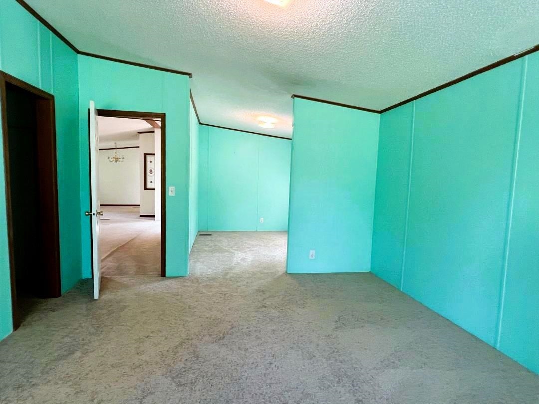 1040 ALBEMARLE AVE, WAYNESBORO, Virginia 22980, 4 Bedrooms Bedrooms, ,2 BathroomsBathrooms,Residential,1040 ALBEMARLE AVE,666604 MLS # 666604
