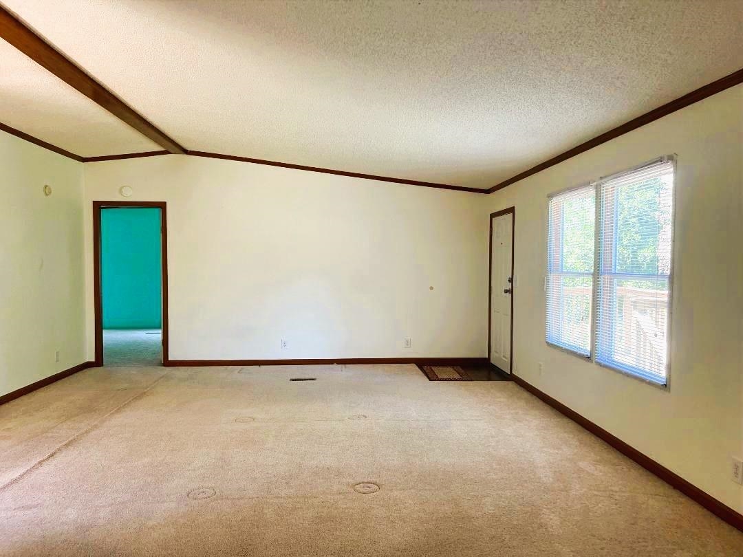 1040 ALBEMARLE AVE, WAYNESBORO, Virginia 22980, 4 Bedrooms Bedrooms, ,2 BathroomsBathrooms,Residential,1040 ALBEMARLE AVE,666604 MLS # 666604