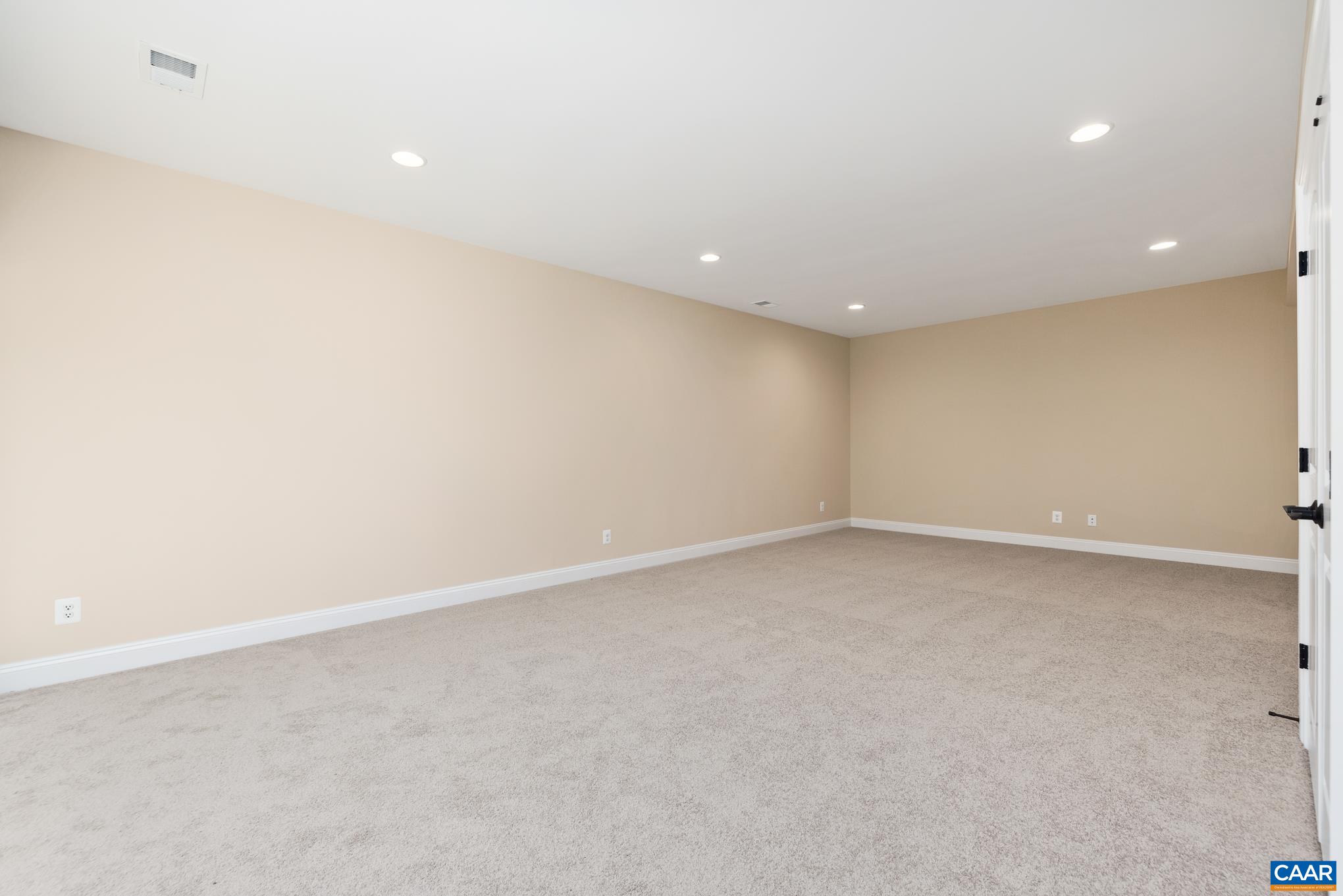 101 PEA RIDGE RD, STANARDSVILLE, Virginia 22973, 3 Bedrooms Bedrooms, ,2 BathroomsBathrooms,Residential,The South River,101 PEA RIDGE RD,666609 MLS # 666609
