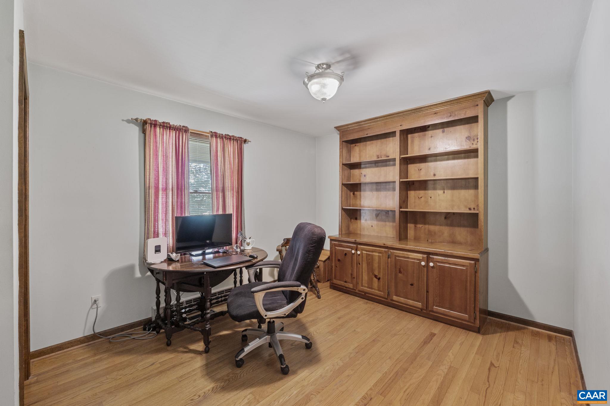 3911 PRITCHETT LN, CHARLOTTESVILLE, Virginia 22911, 4 Bedrooms Bedrooms, ,2 BathroomsBathrooms,Residential,Eagles Nest,3911 PRITCHETT LN,666616 MLS # 666616